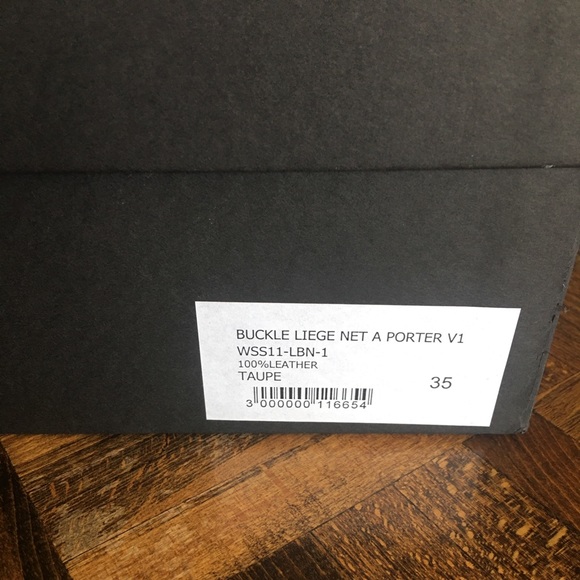 Surface to Air gently used wedge shoes - Picture 5 of 5